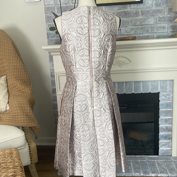 Eliza J Metallic Embellished Jacquard Occasion Event Blush Pink Dress Size8 - Picture 8 of 15